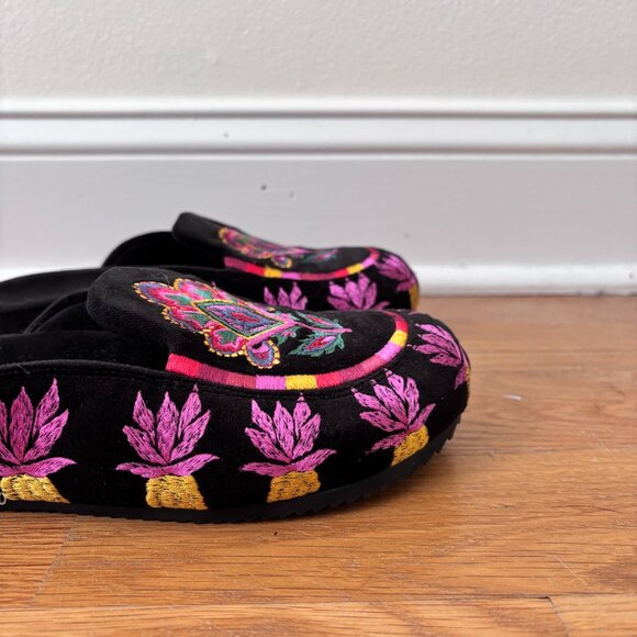 FARM Rio Black Velvet Tapestry Clog Mules - Picture 3 of 9